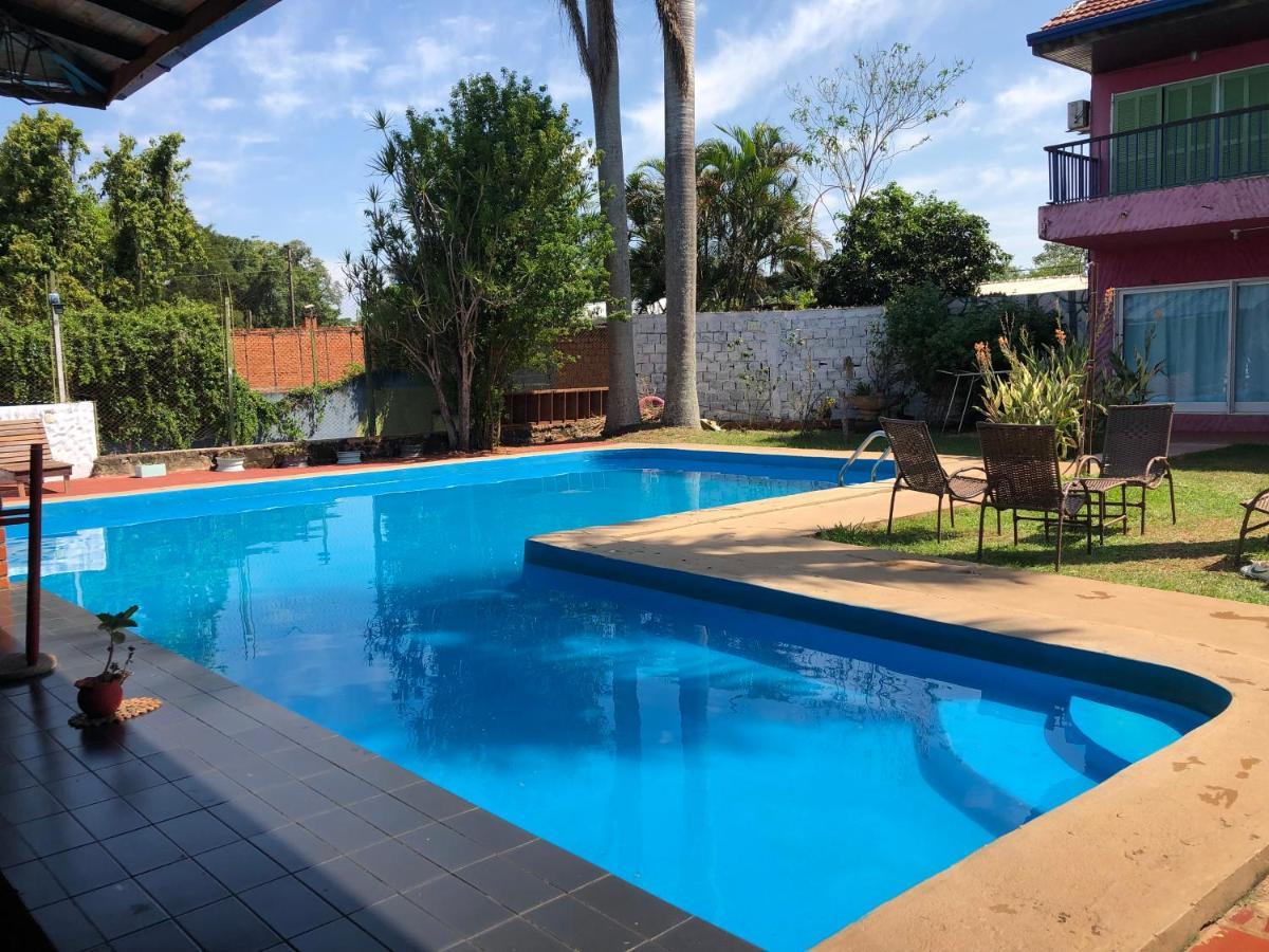 פוארטו איגואסו Guembe Al Rio Hostel מראה חיצוני תמונה