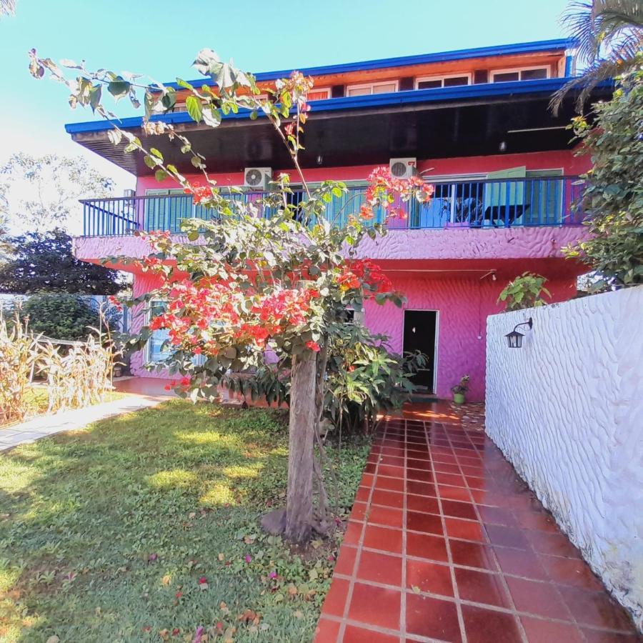 פוארטו איגואסו Guembe Al Rio Hostel מראה חיצוני תמונה