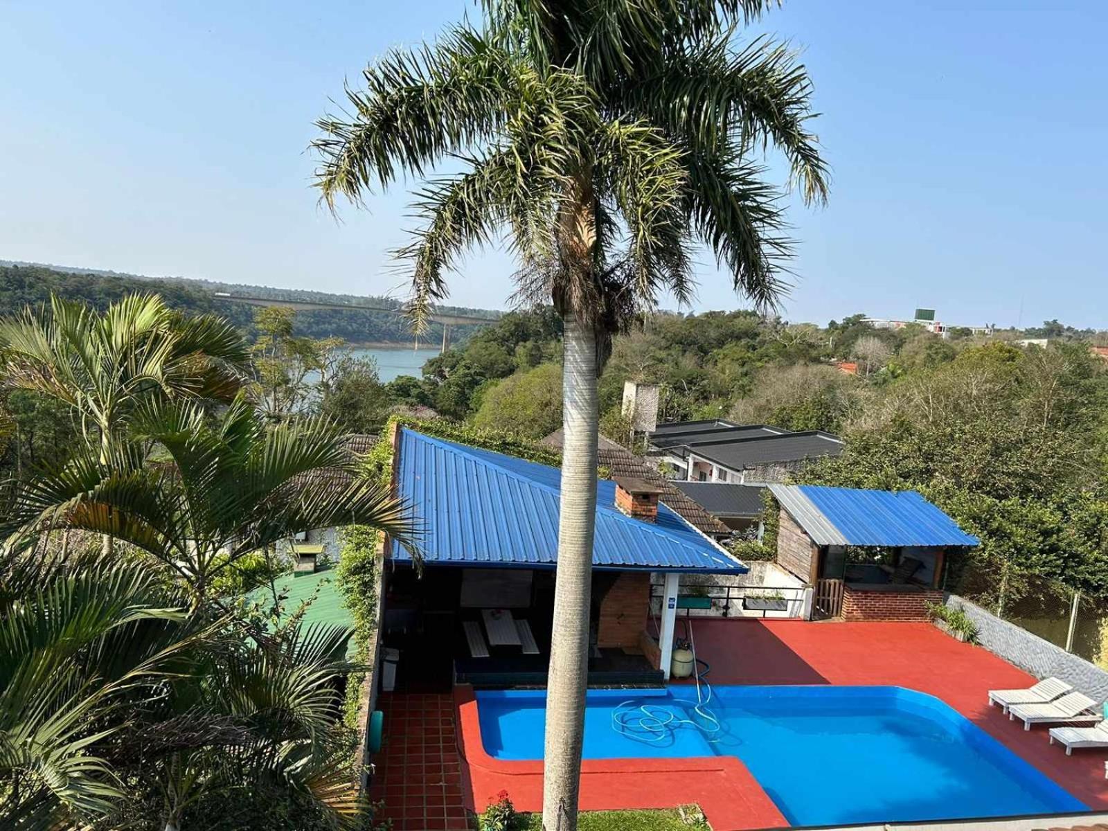 פוארטו איגואסו Guembe Al Rio Hostel מראה חיצוני תמונה